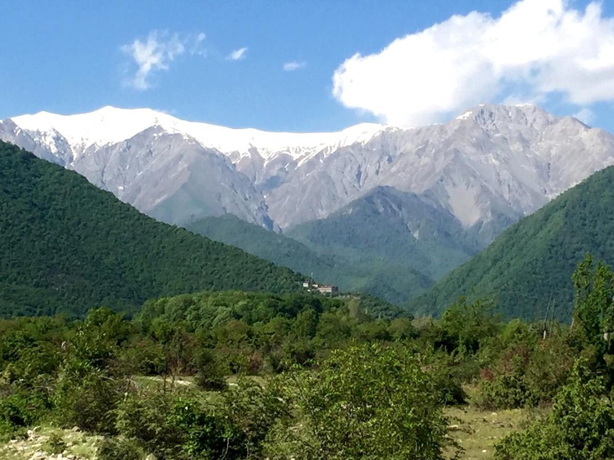 Kungut Hotel & Restaurant Sheki Exterior photo